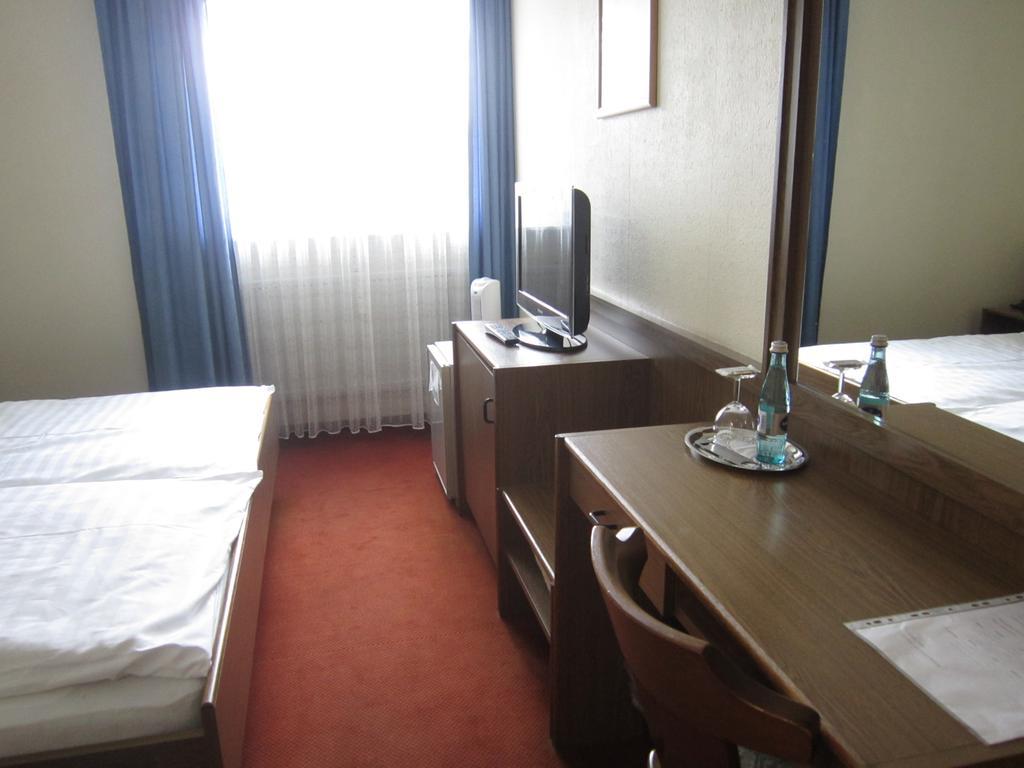 ברודנבאך Hotel Princess מראה חיצוני תמונה